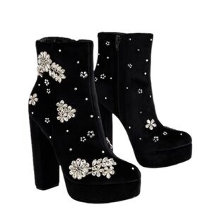 EXPRESS | *Like New* Rhinestone Embellished Velvet Platform Heeled Ankle Boots